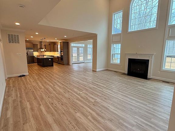 3rd image of 7901 George Cary Ct