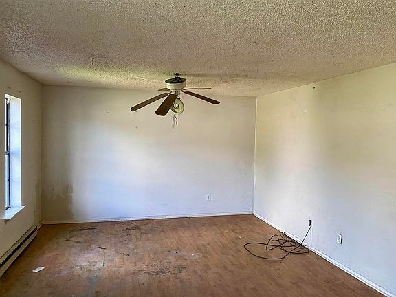 4th image of 1011 Ruth Ann Dr