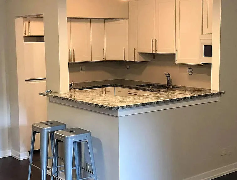 831 S Dwyer Ave — Photo 3
