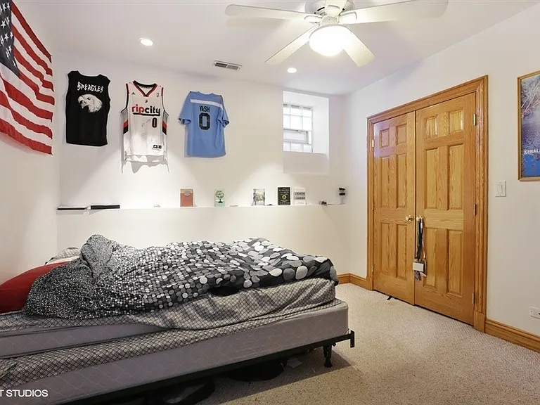 1415 W Barry Ave #1 — Photo 9