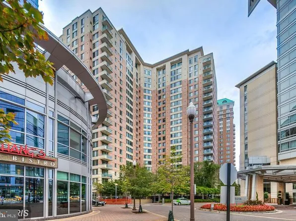 851 N Glebe Rd APT 417, Arlington, VA 22203