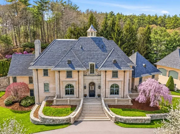 9 Wescott Dr, Hopkinton, MA 01748