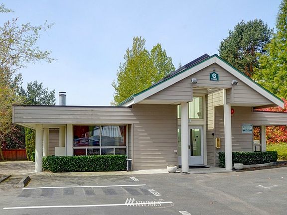 5th image of 15350 Sunwood Boulevard #F-102