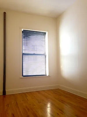 Rented by Bedford Realty USA Corp | media 11