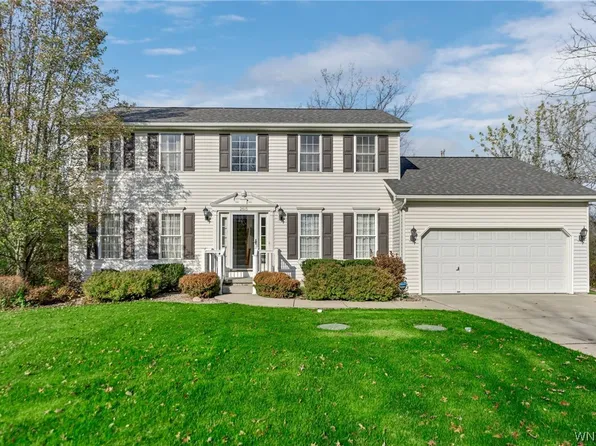 2615 Love Rd, Grand Island, NY 14072