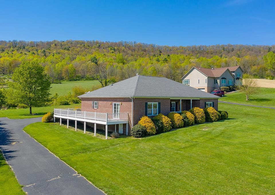 1st image of 2915 Big Valley Dr