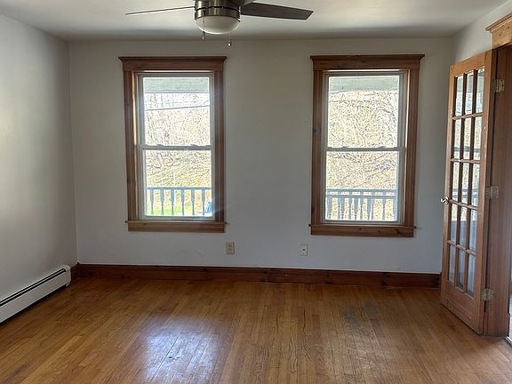 2nd image of 14 Grand St #1
