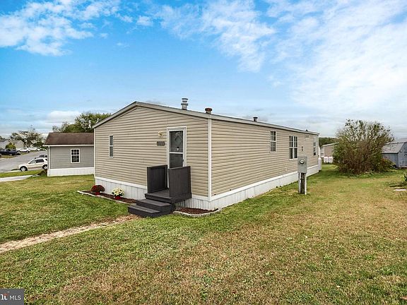 4th image of 292 Dallas Dr