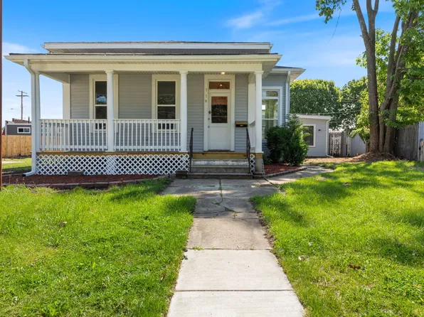 718 Sycamore St, Ottawa, IL 61350