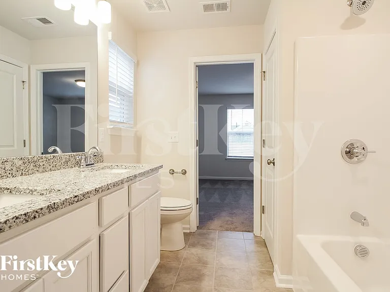 721 Ridgemoor Trl — Photo 13