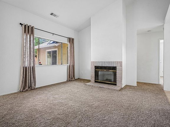 4th image of 2045 Atchenson St