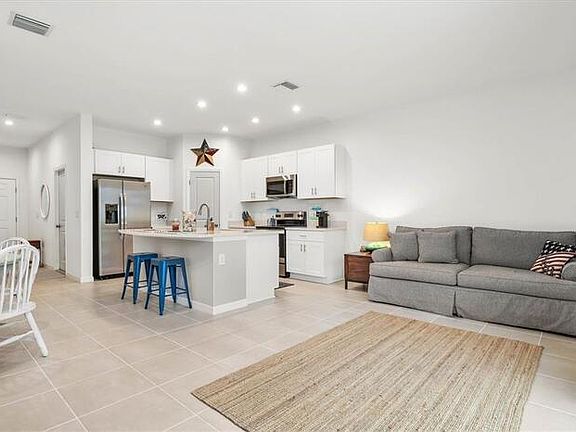 5th image of 6308 Willowside St