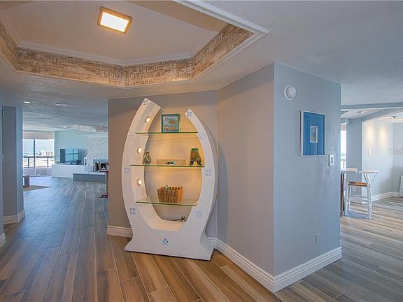 4th image of 1310 Gulf Blvd APT 14A