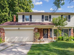 2104 Edinburg Ln, Fairfield, OH 45014