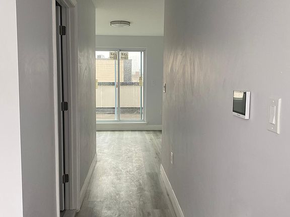 5th image of 513 Washington Ave #3