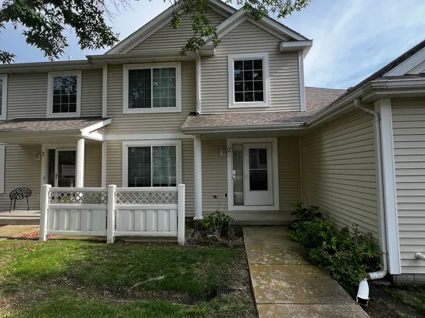 1400 S 52nd St Unit 2, West Des Moines, IA 50265