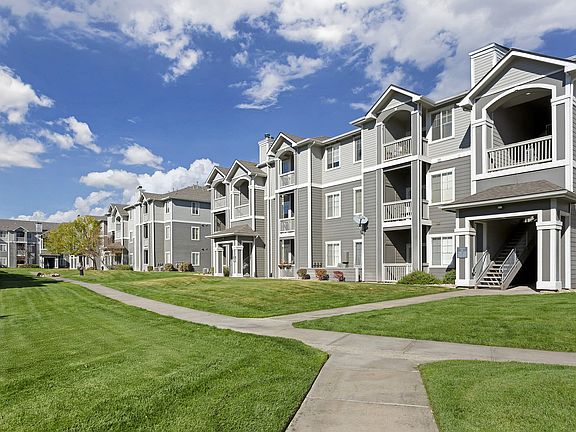 Biking & Walking Trails Nearby