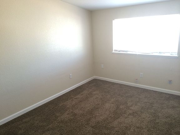 2nd image of 216 Catalini St