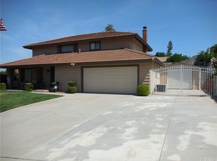 1615 Century Ave, Riverside, CA 92506
