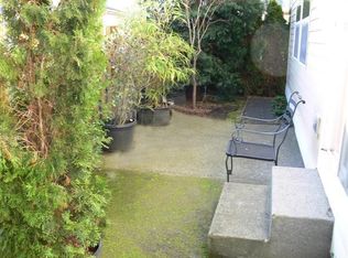 9100 SW Graphite Ter, Beaverton, OR 97007