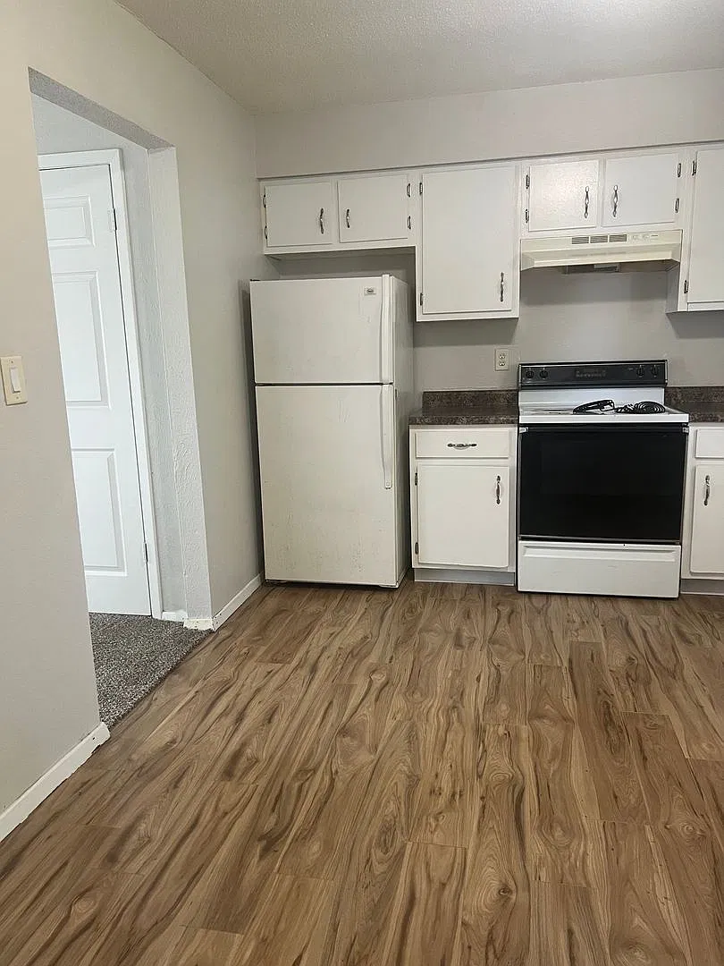 Oakland Apartments — Photo 4