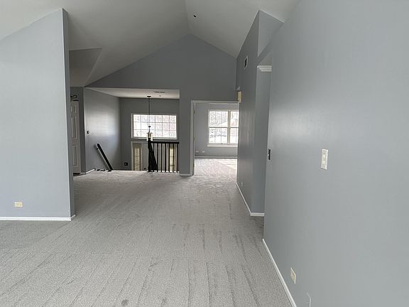 3rd image of 1655 Columbia Cir Unit 3