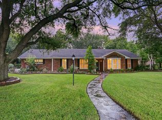 919 San Marino St, Sugar Land, TX 77478