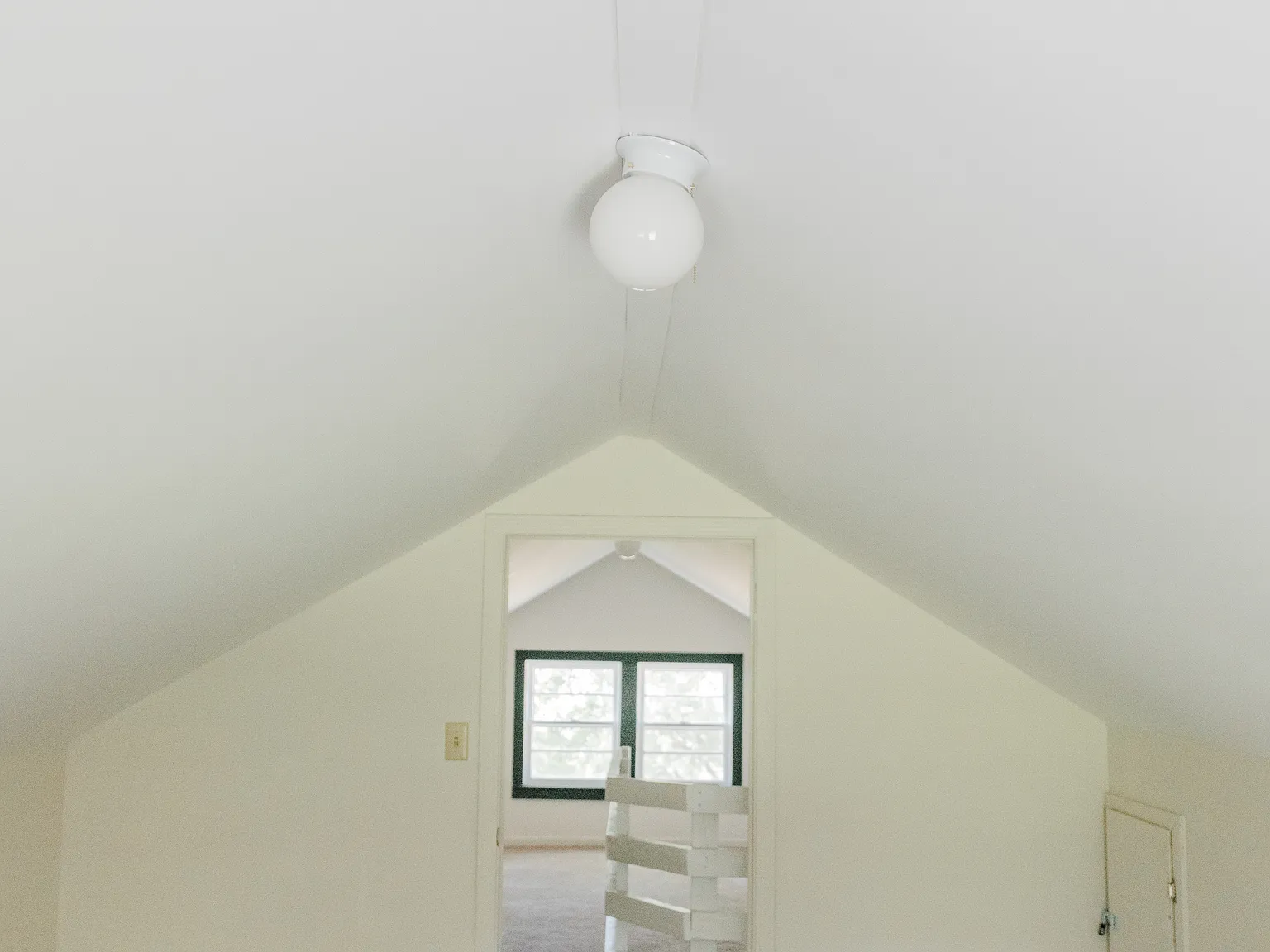 2 bed, 1104 sqft, $1,600 — Photo 3