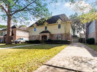 1135 Rennie Dr, Katy, TX 77450