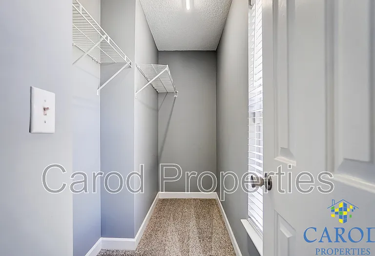 1015 Alston Hill Dr — Photo 23