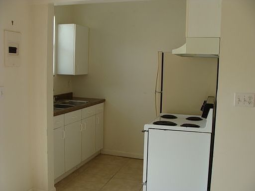 3rd image of 3101 NE West End Blvd APT 5