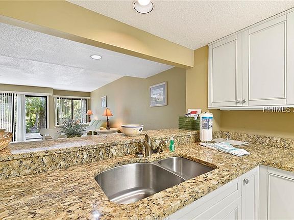 5th image of 113 Shipyard Dr APT 170
