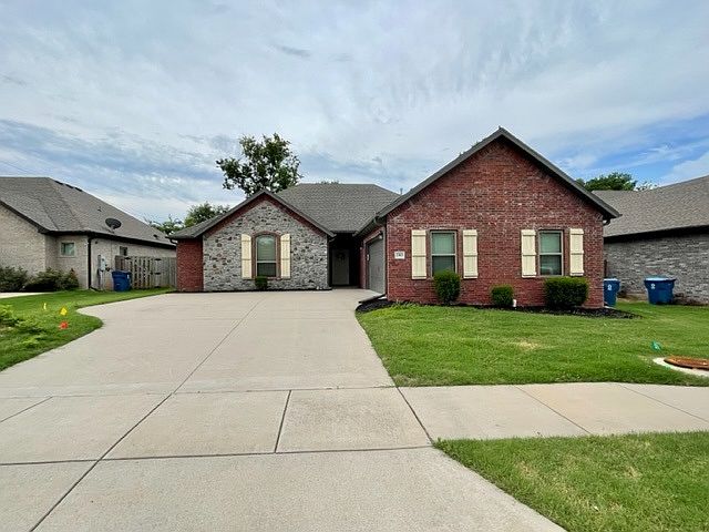 1st image of 2903 Briar Creek Ave