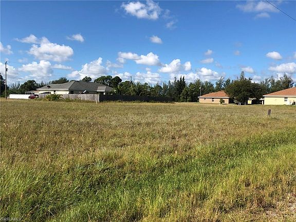 3rd image of 1012 NE 36th Ln