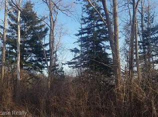 1950 Thorncrest Ct, Commerce Township, MI 48382