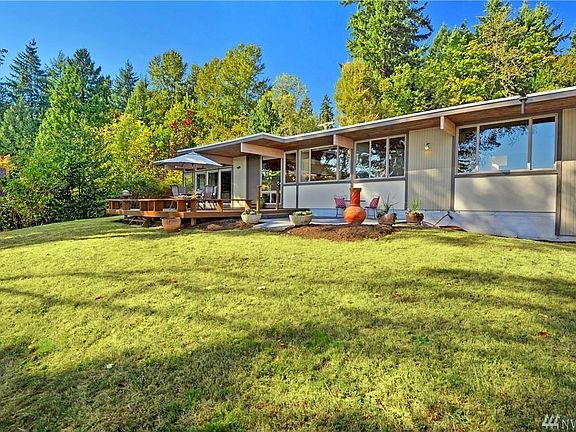 3rd image of 472 W Lake Sammamish Pkwy NE