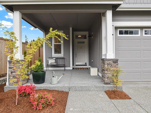 3rd image of 9029 Wyatt Loop SE