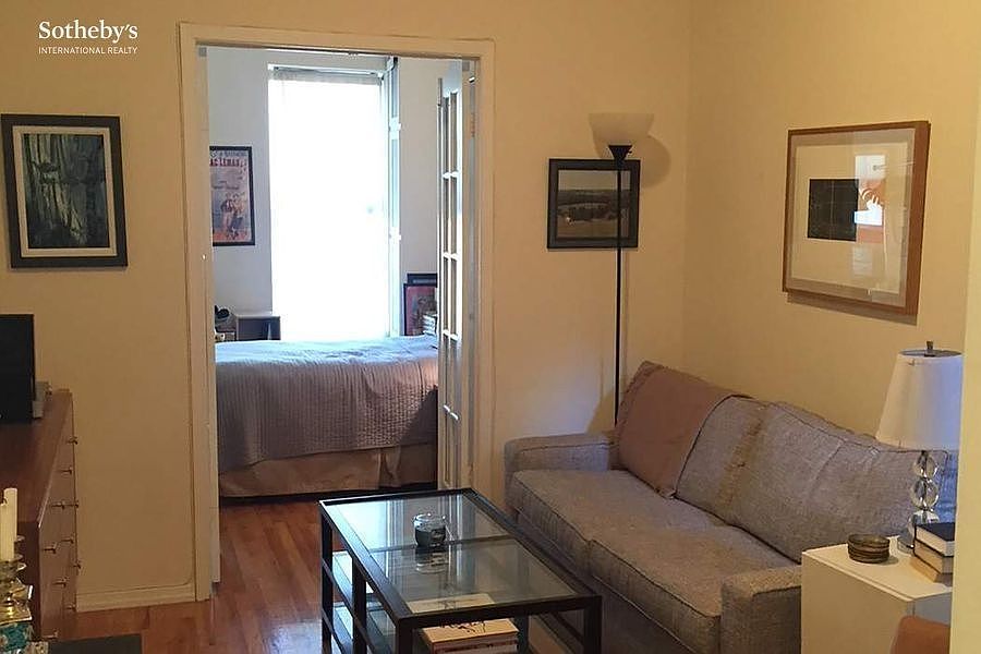 1st image of 225 W 10th St APT 3C