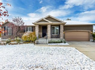 2061 Sharpshooter Ct, Farmington, UT 84025