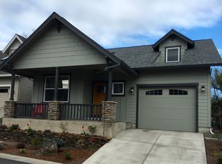 412 Creekside Way, Talent, OR 97540