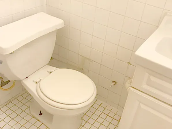 107 East 10th Street image 6 of 7