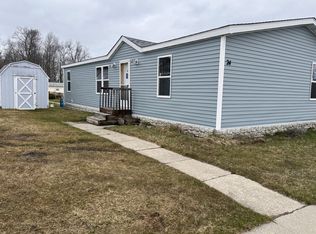 24 Hickory Rdg, Davison, MI 48423