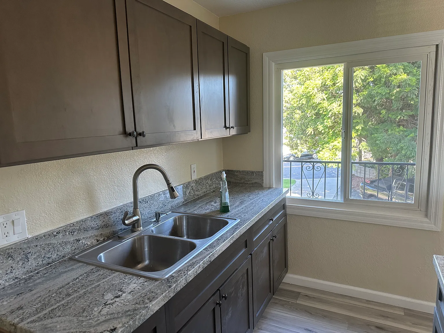1840 Colonia Pl — Photo 3