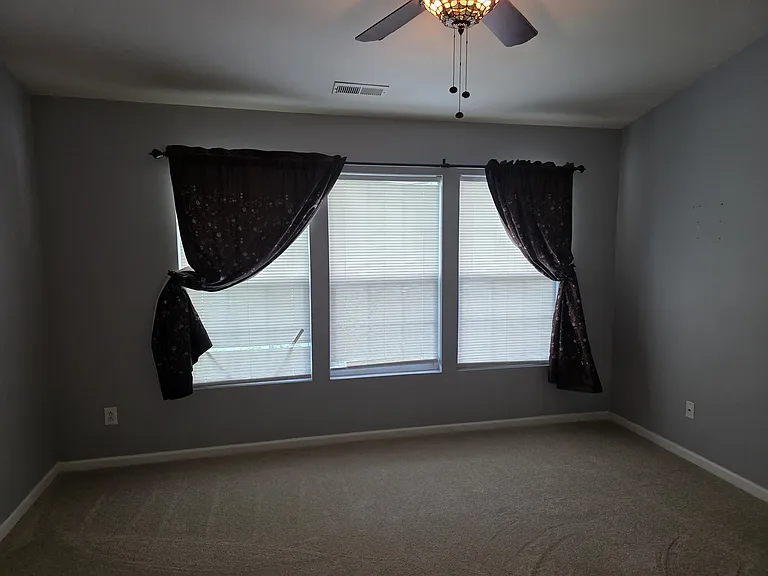 5105 Twelvepole Dr — Photo 13