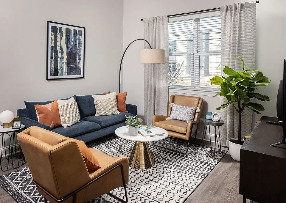 Prose McCullough Station apartments community photo
