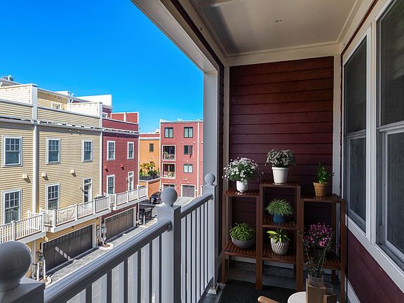 5th image of 1418 Main Line Blvd Unit 102