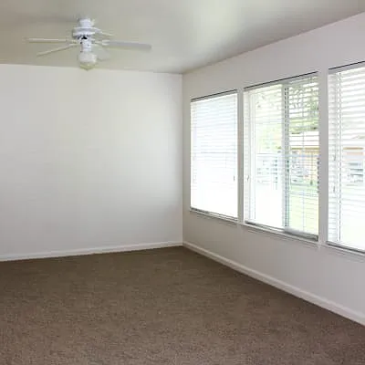 Canyon View - Military Housing — Photo 2