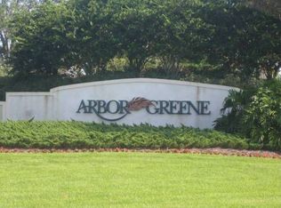 10209 Cypress Links Dr, Tampa, FL 33647