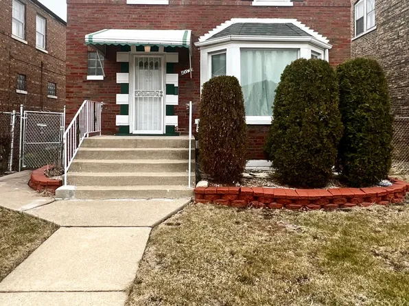 10633 S King Dr, Chicago, IL 60628