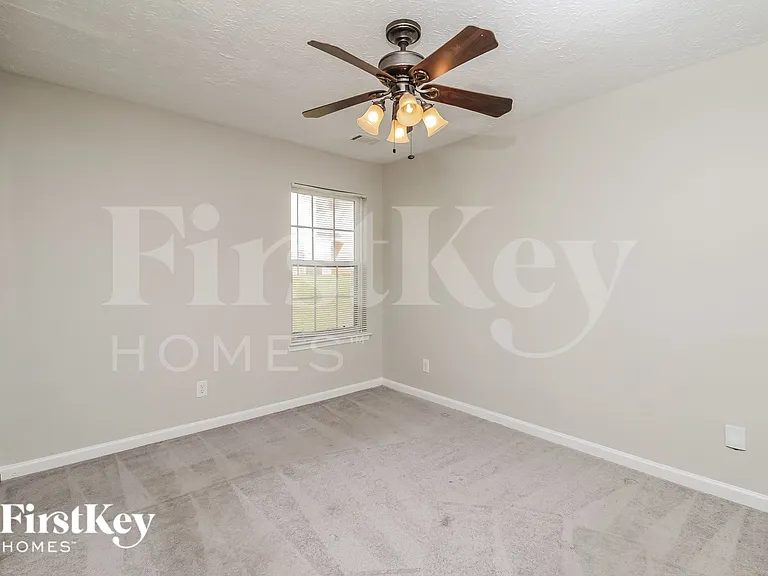 3080 Lakeside Cir — Photo 15